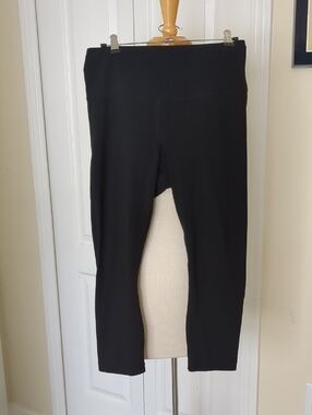 Yogalicious Black High-Waist Leggings